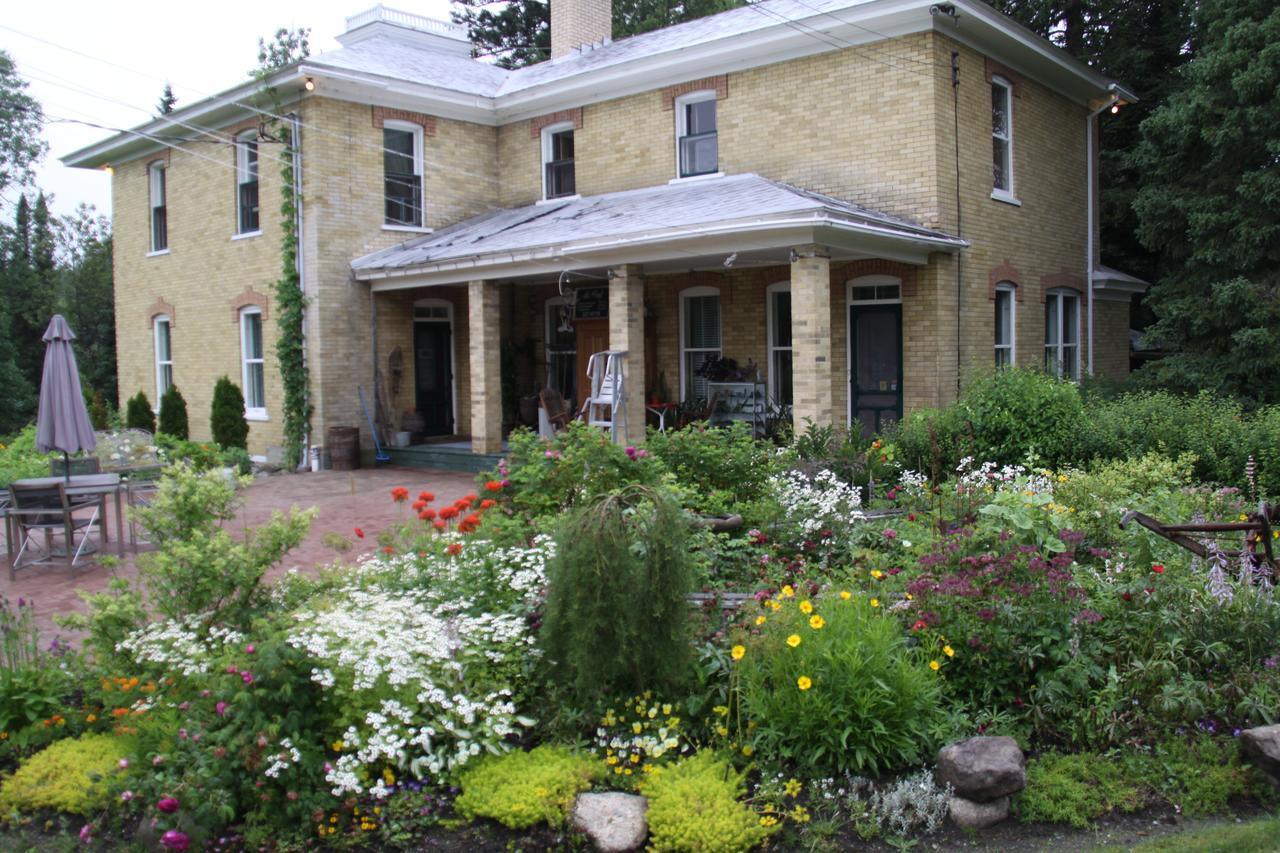 סן-ג'ורג' Auberge Taylor Manor מראה חיצוני תמונה