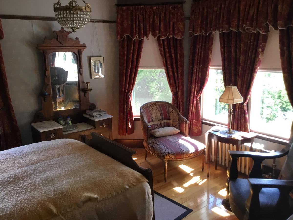 סן-ג'ורג' Auberge Taylor Manor מראה חיצוני תמונה
