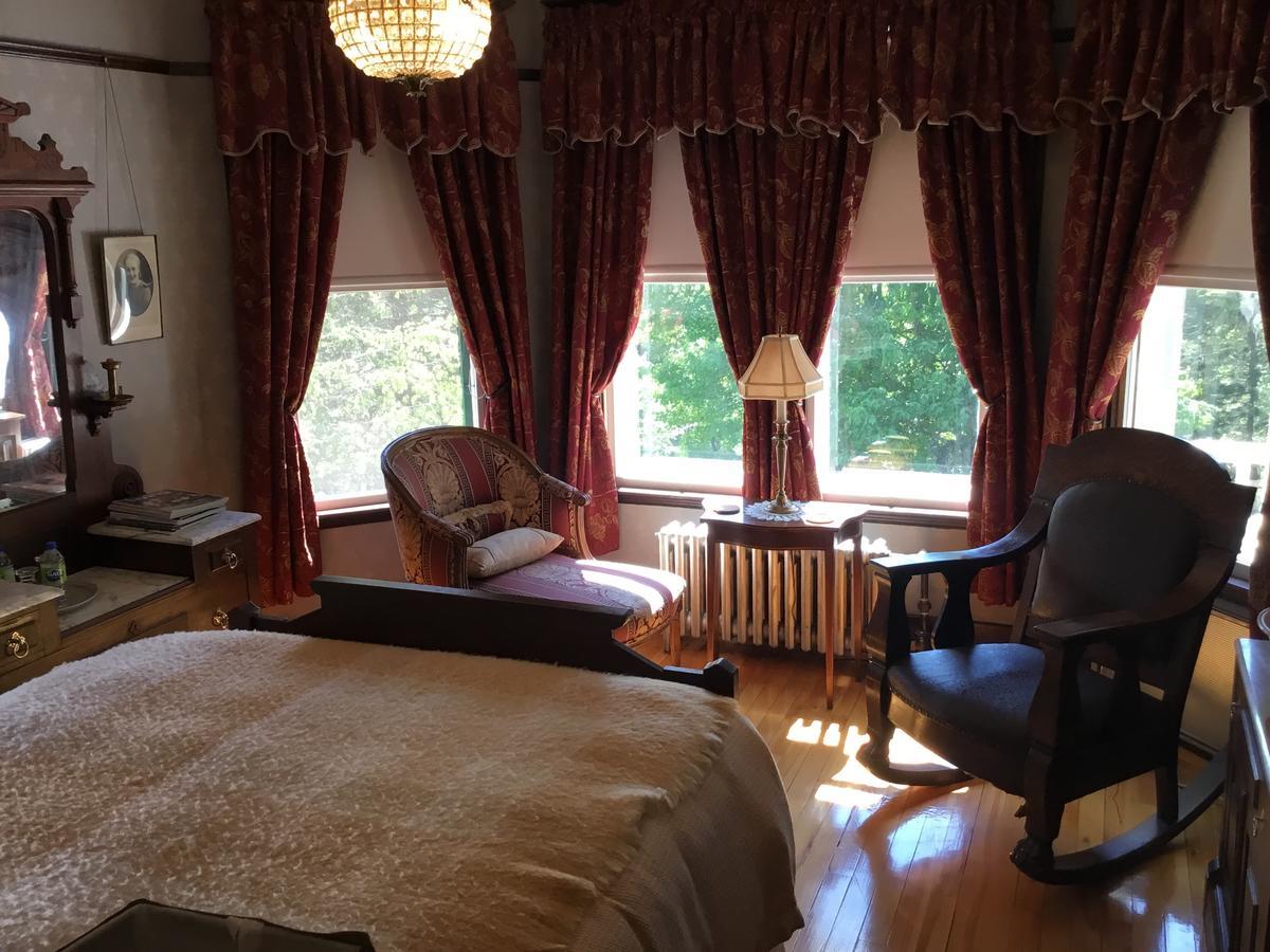 סן-ג'ורג' Auberge Taylor Manor מראה חיצוני תמונה
